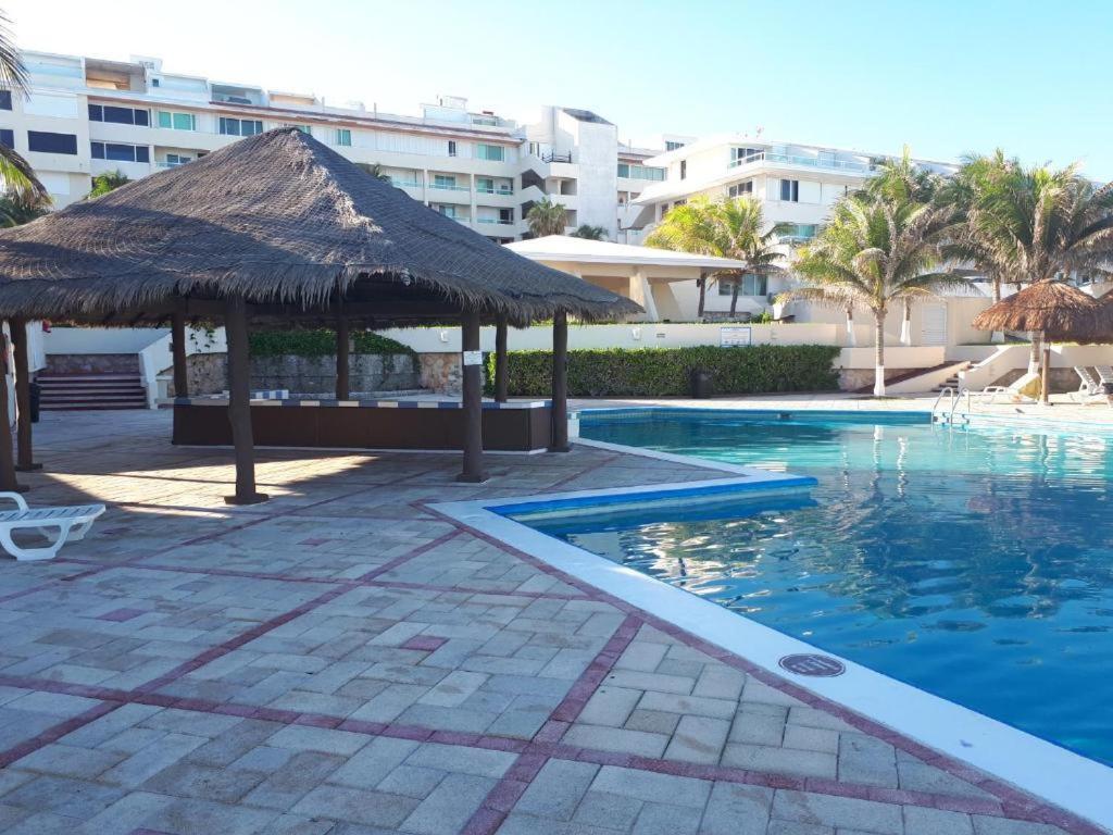 Departamentos Al Lado Del Mar En Zona Hotelera Cancún Exteriér fotografie